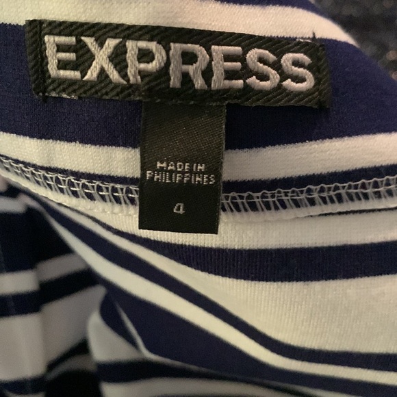 Express asymmetrical striped pencil skirt white & blue navy women’s size 4 - Picture 5 of 5